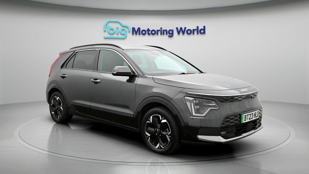 Kia Niro 3 Grey
