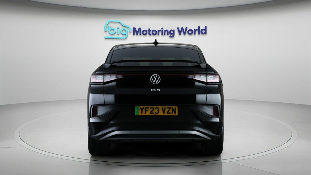 Volkswagen ID.5 Tech Black #6