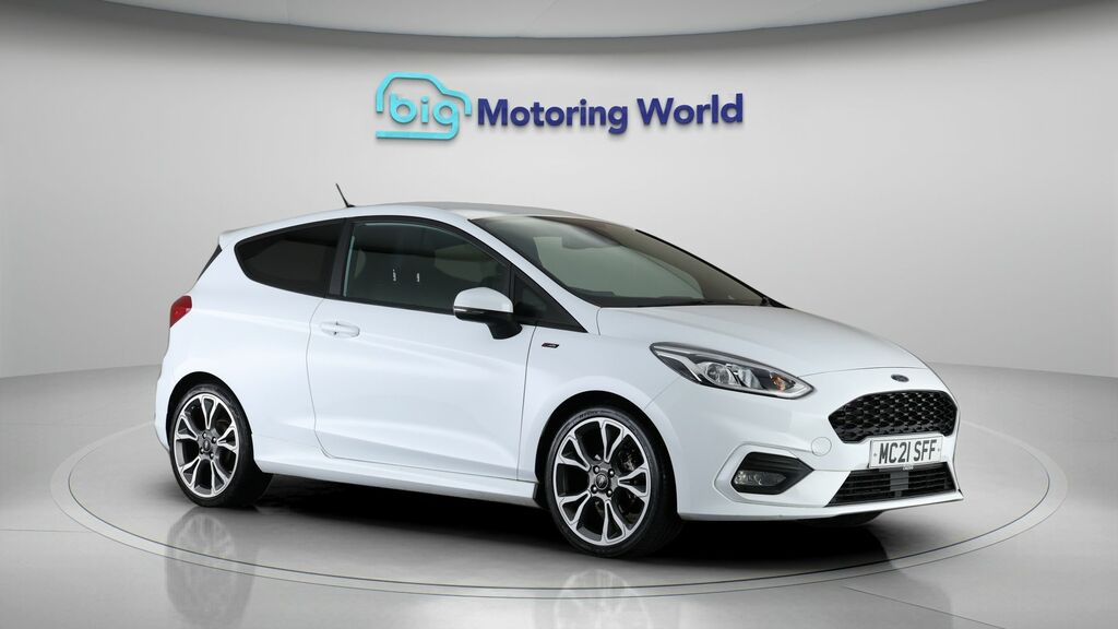 Ford Fiesta St-line X Edition MC21SFF White