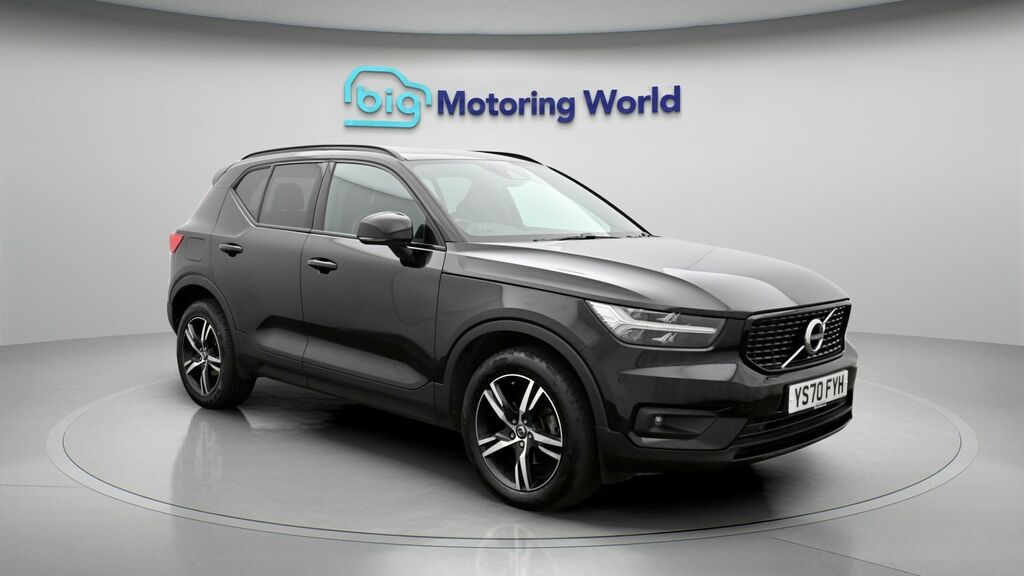 Volvo XC40 R-design Black