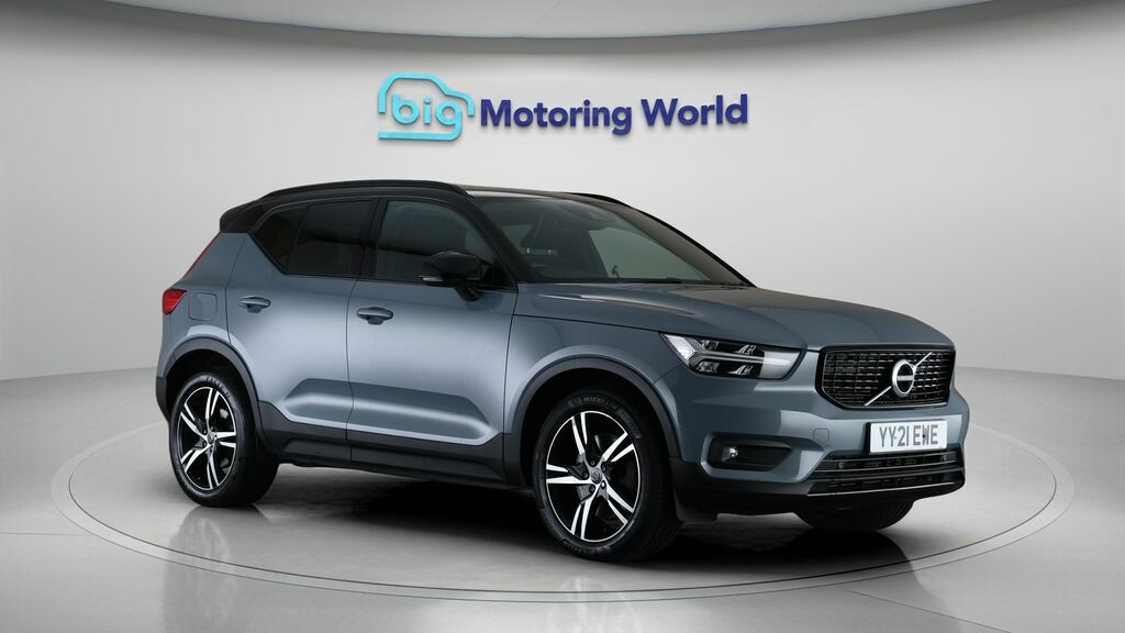 Volvo XC40 R-design YY21EWE Grey