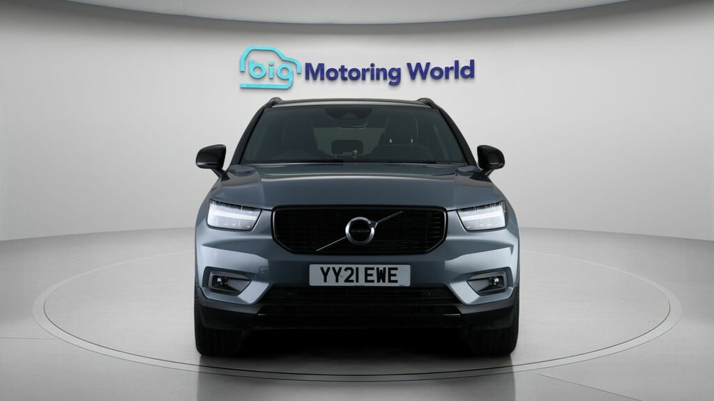 Volvo XC40 R-design YY21EWE Grey #2