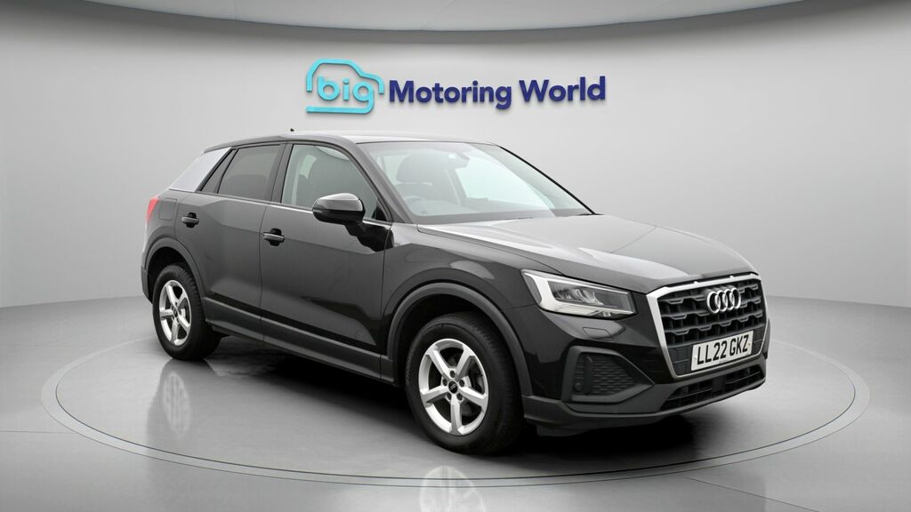 Audi Q2 Technik Black