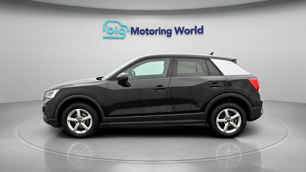 Audi Q2 Technik LL22GKZ Black #4
