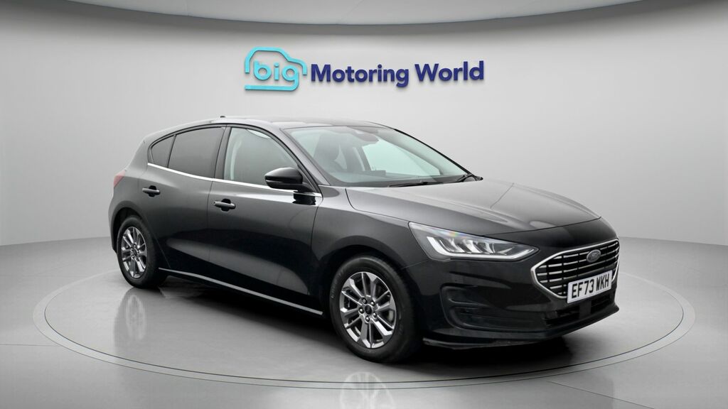 Ford Focus Titanium Black