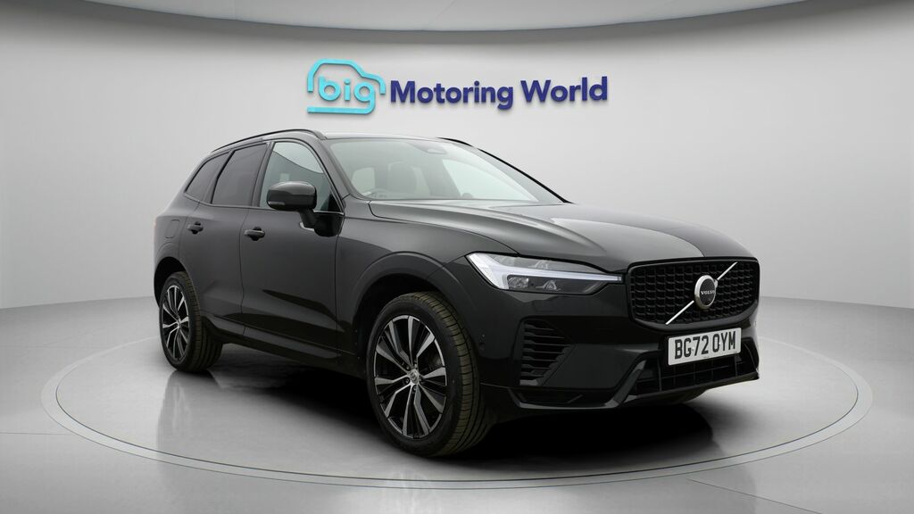 Volvo XC60 Ultimate Dark Black