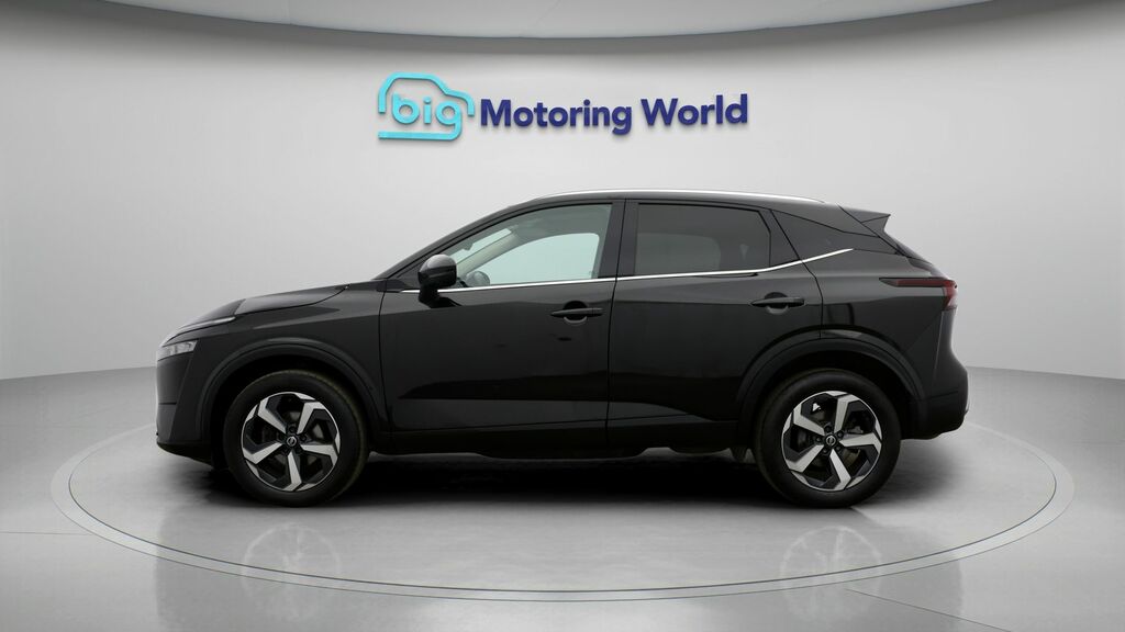 Nissan Qashqai N-connecta DV22OOA Black #4