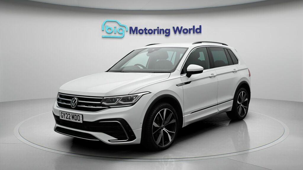 Volkswagen Tiguan R-line GY22MDO White #3