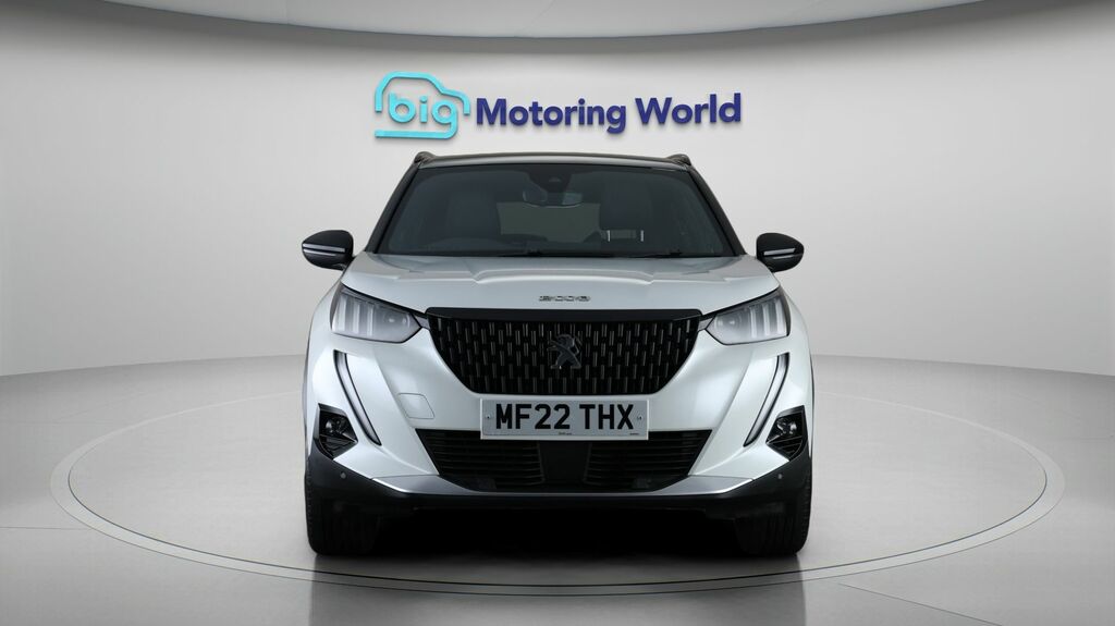 Peugeot 2008 Gt White #2