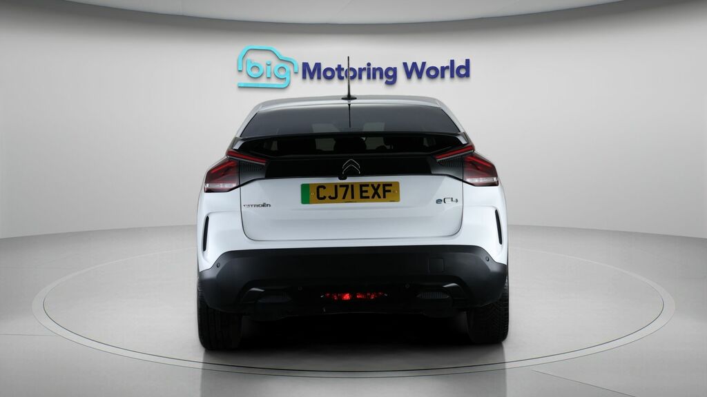 Citroen e-C4 Shine White #6