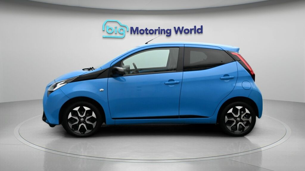 Toyota Aygo X X-trend Blue #4