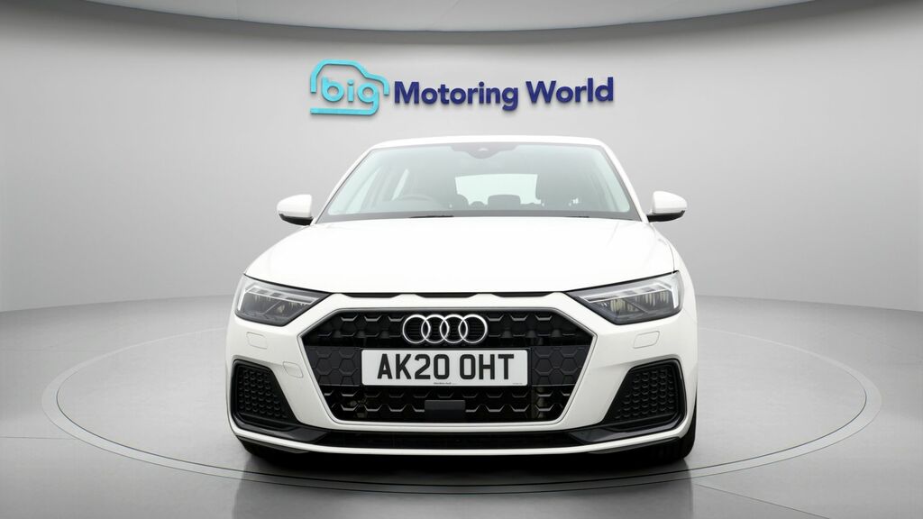 Audi A1 Sport White #2