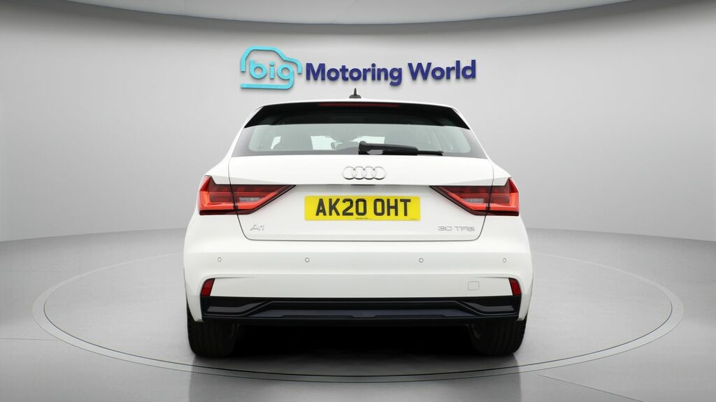 Audi A1 Sport White #6