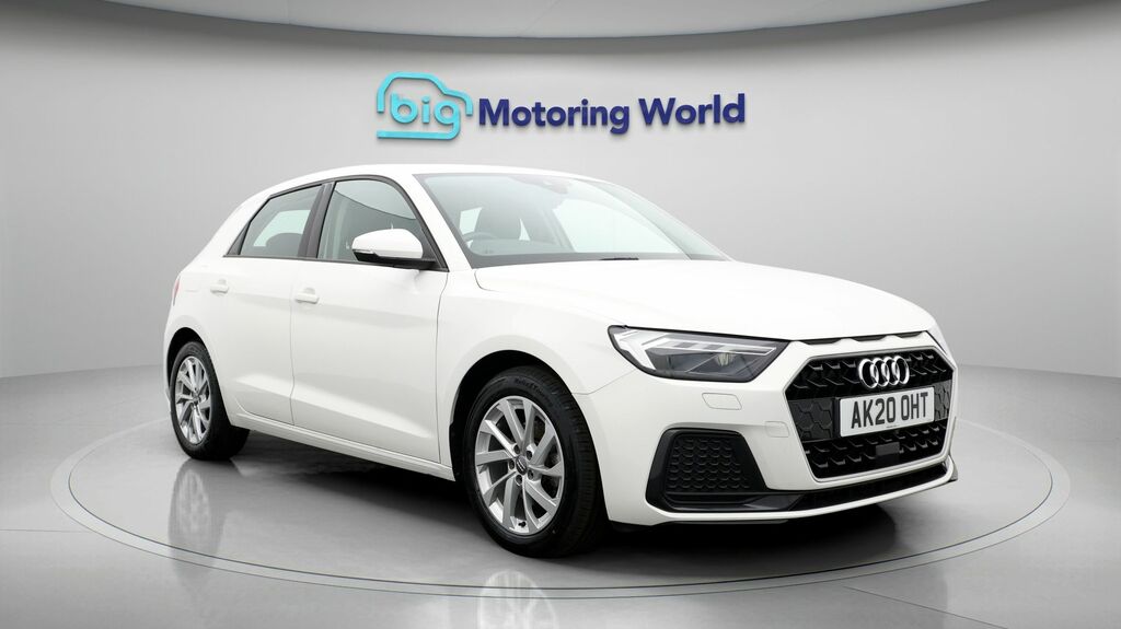 Audi A1 Sport White
