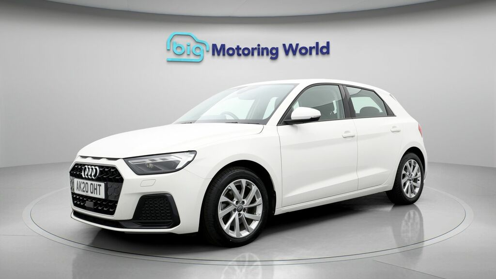 Audi A1 Sport White #3