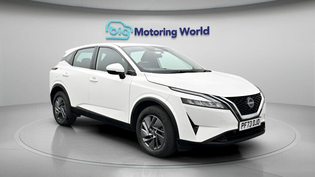 Nissan Qashqai Acenta Premium White