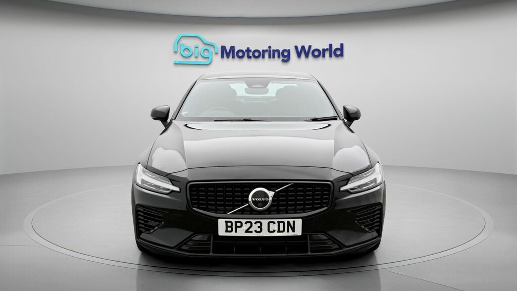 Volvo S60 Plus Black #2