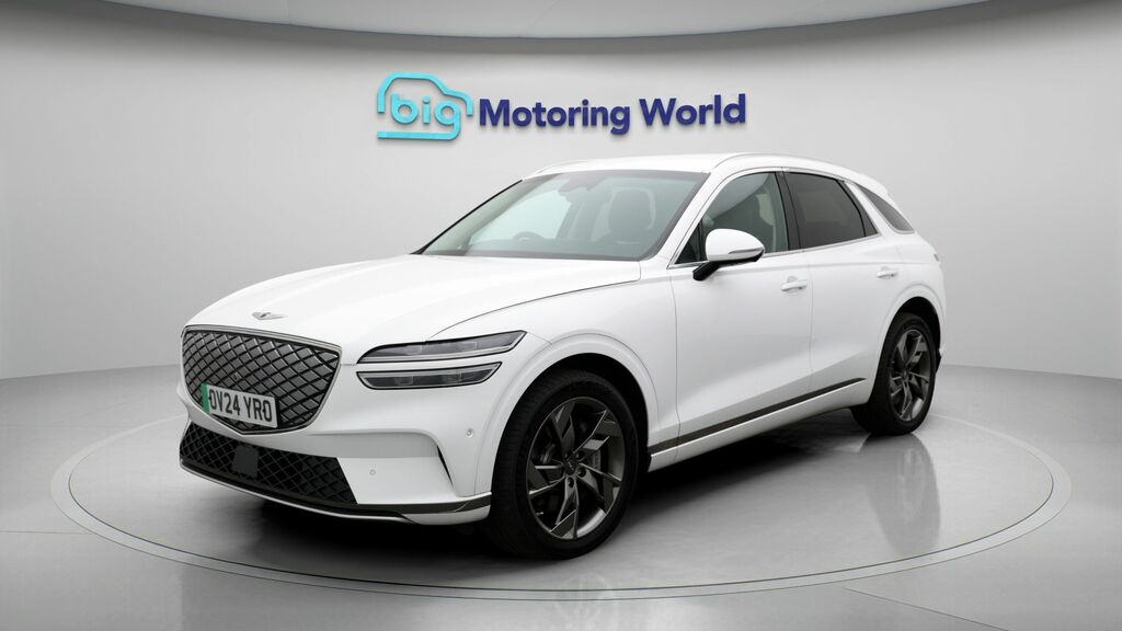 Genesis GV70 Sport White #3