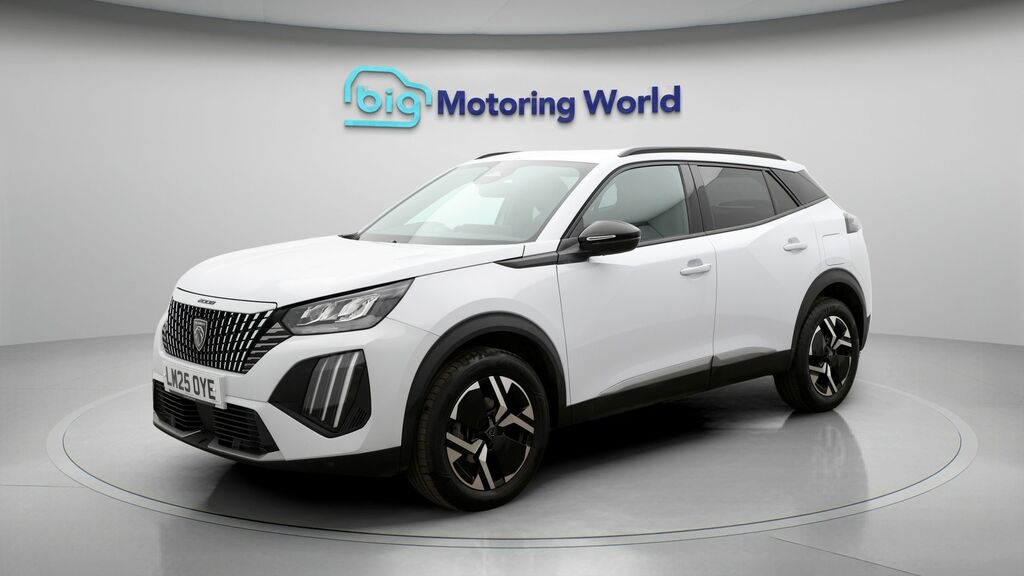 Peugeot 2008 Allure White #3