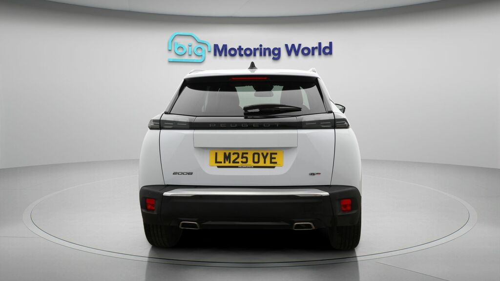 Peugeot 2008 Allure White #6