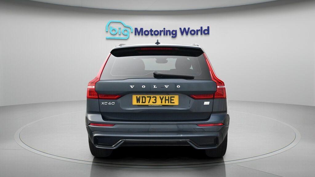 Volvo XC60 Plus Blue #6