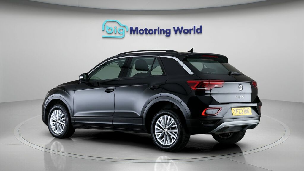Volkswagen T-Roc Life YF23BNZ Black #5