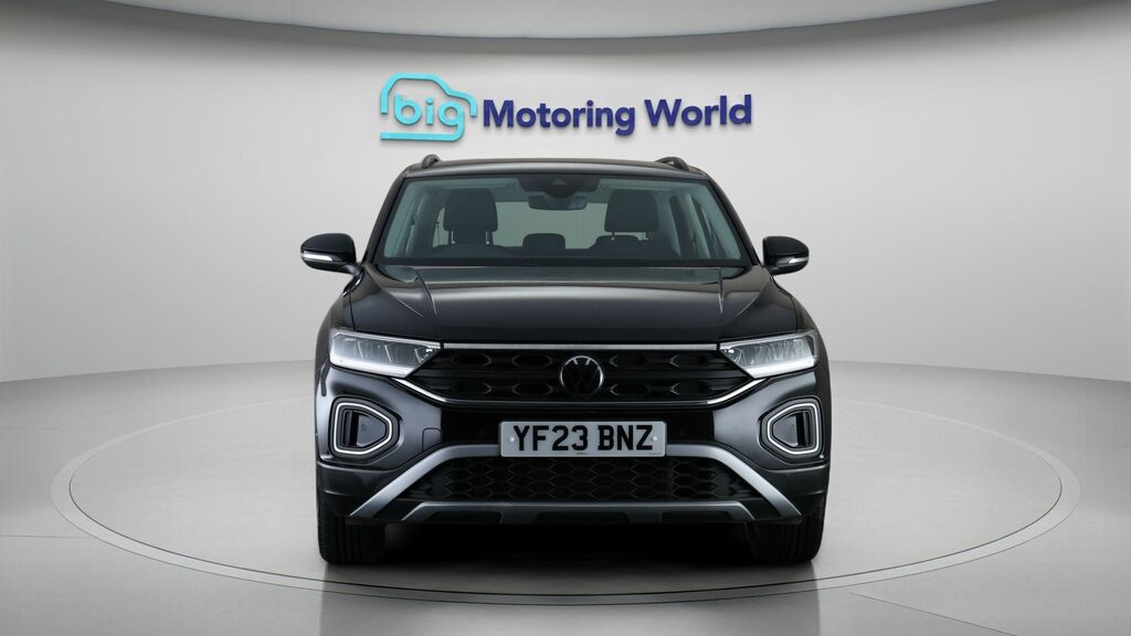 Volkswagen T-Roc Life YF23BNZ Black #2