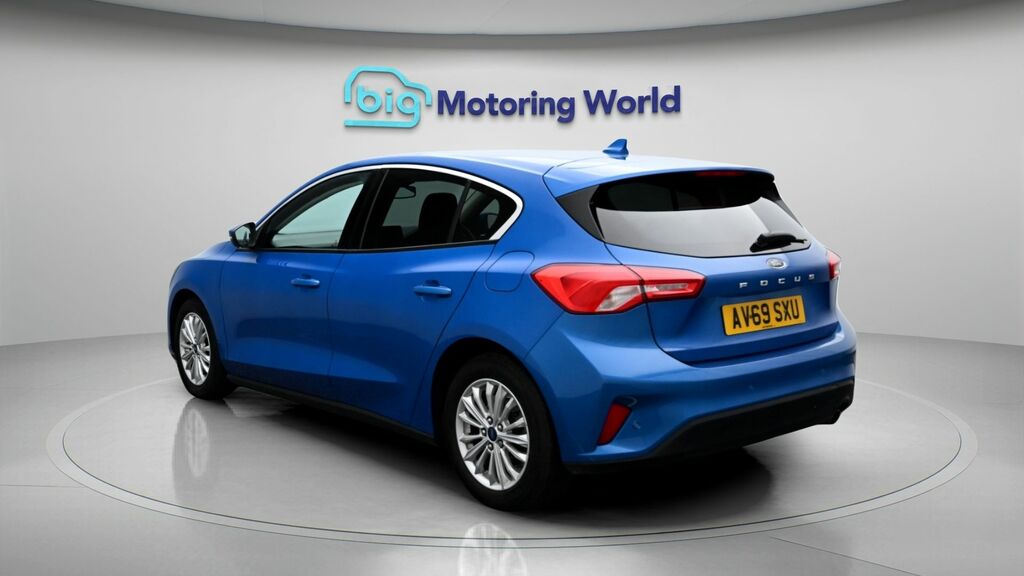 Ford Focus Titanium Blue #5