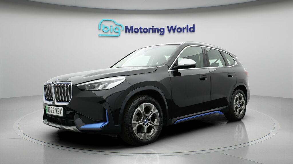 BMW iX1 Xline NG72VBV Black #3
