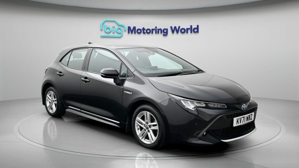 Toyota Corolla Icon Tech Black