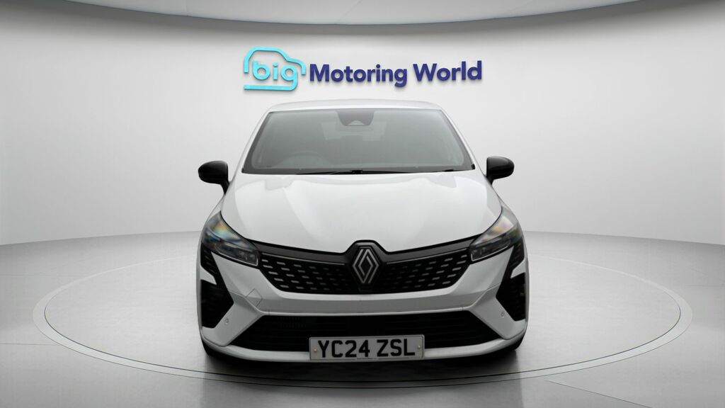 Renault Clio Techno White #2