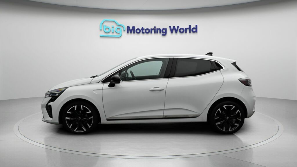 Renault Clio Techno White #4