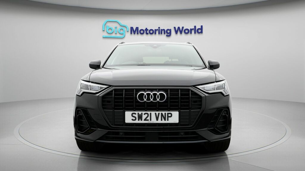 Audi Q3 Black Edition SW21VNP Black #2