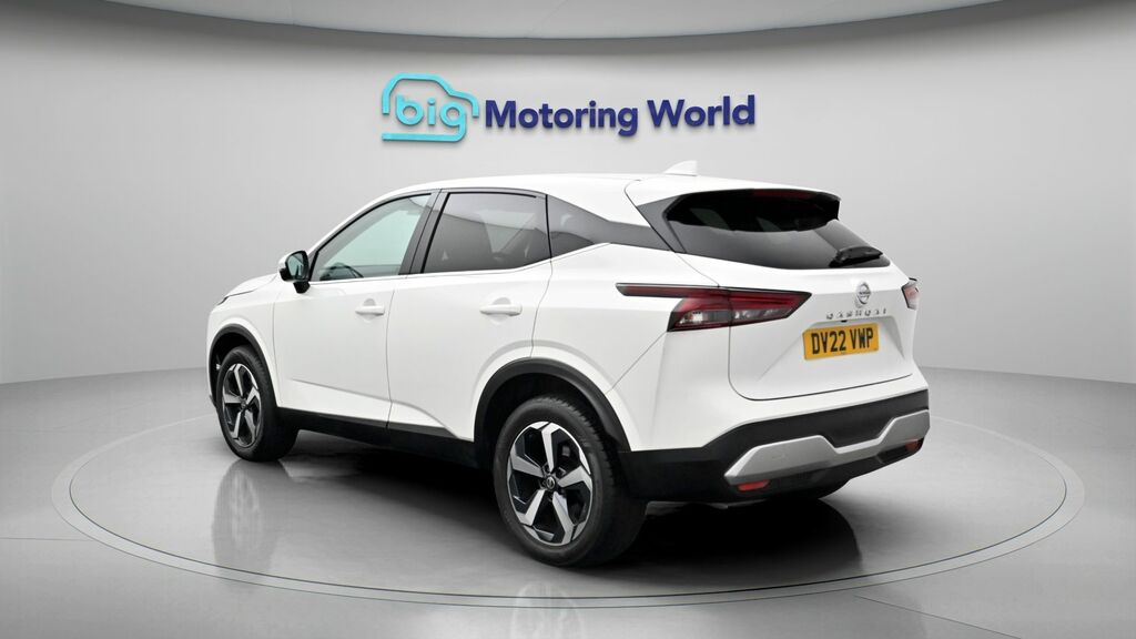 Nissan Qashqai N-connecta DV22VWP White #5