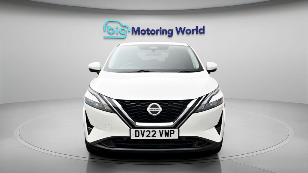 Nissan Qashqai N-connecta DV22VWP White #2