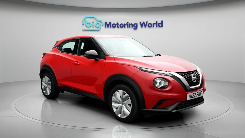 Nissan Juke Acenta Red