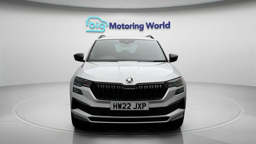 Skoda Karoq Sportline Silver #2
