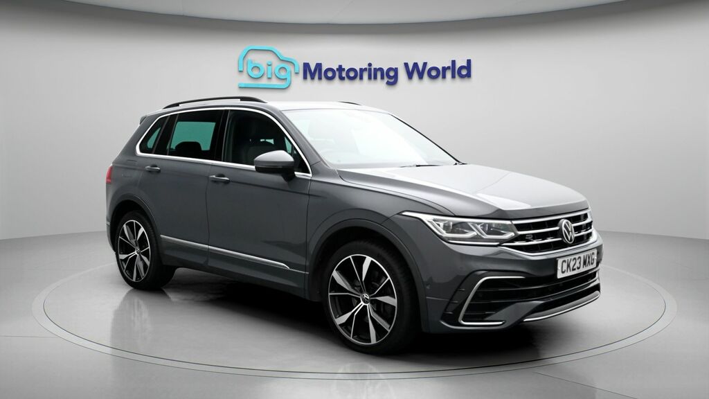 Volkswagen Tiguan R-line Grey