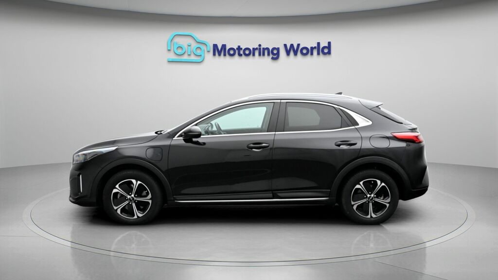 Kia Xceed 3 Black #4