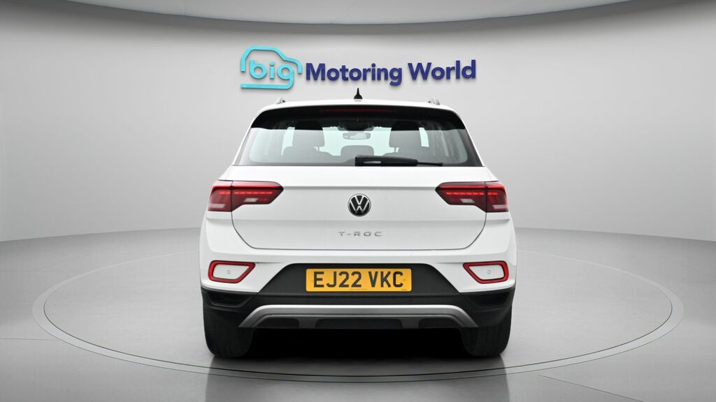 Volkswagen T-Roc Life White #6