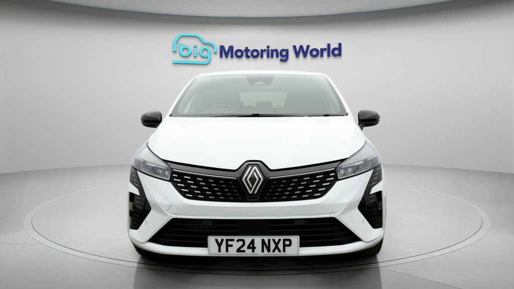 Renault Clio Techno White #2