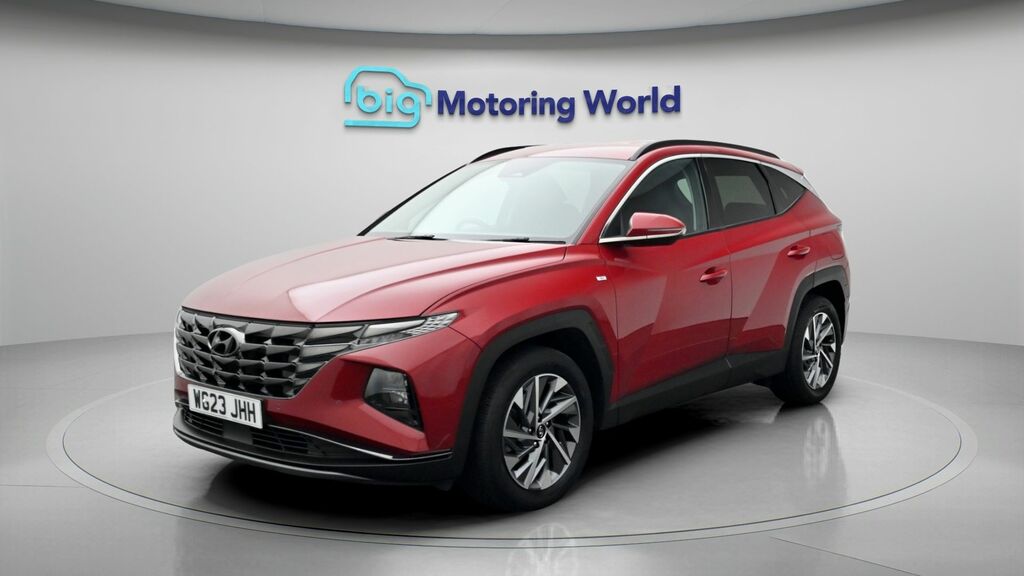 Hyundai Tucson Premium Red #3
