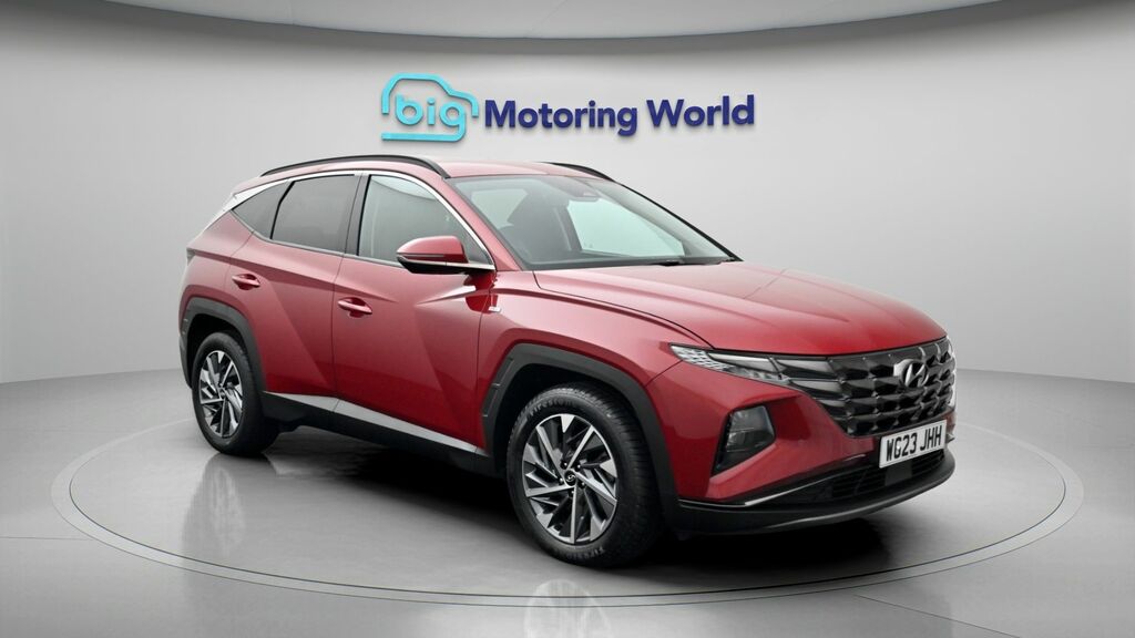 Hyundai Tucson Premium Red