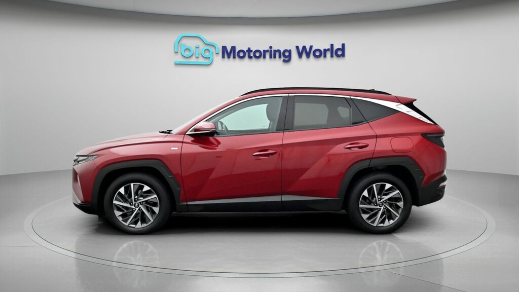 Hyundai Tucson Premium Red #4