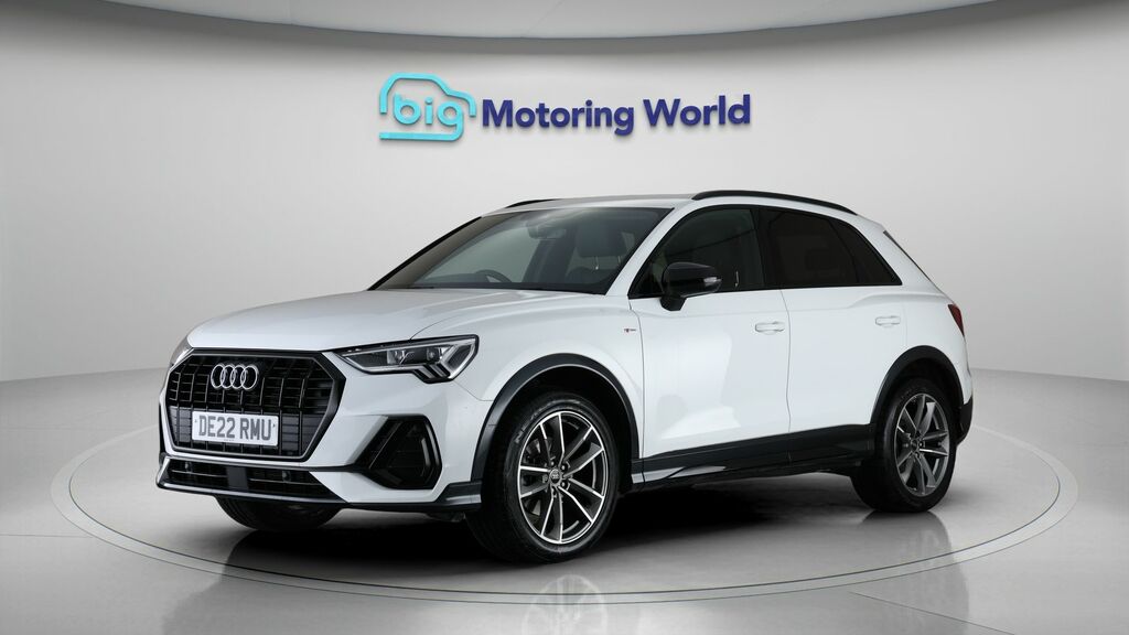Audi Q3 Black Edition White #3