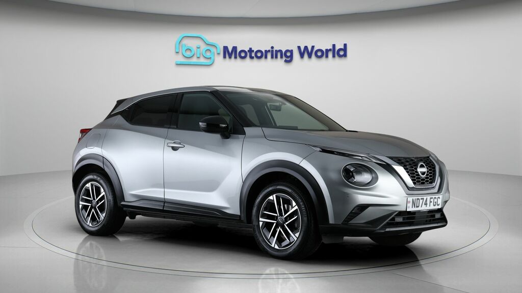 Nissan Juke N-connecta Silver