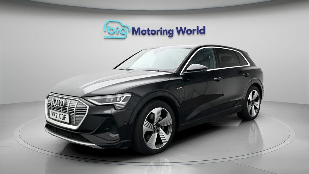 Audi E-Tron S S Line Black #3