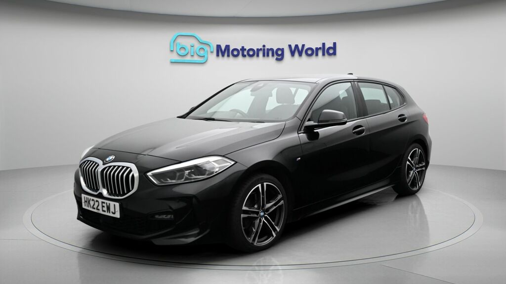 BMW 1 Series M Sport HK22EWJ Black #3