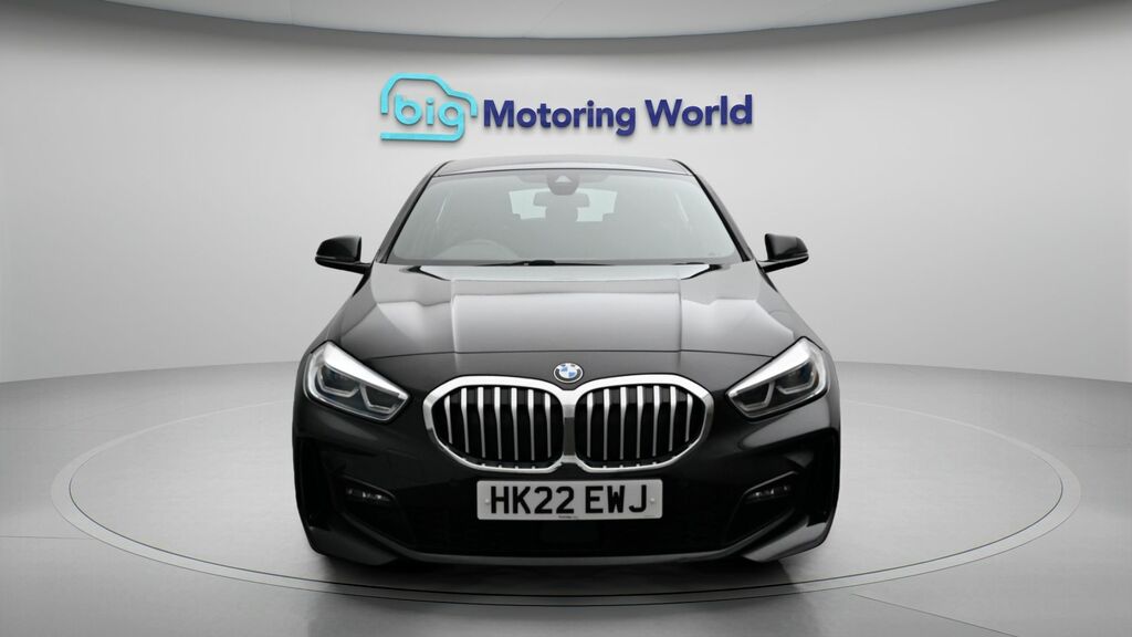 BMW 1 Series M Sport HK22EWJ Black #2
