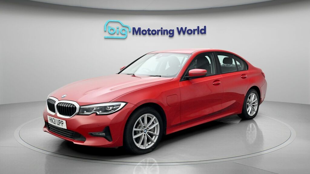 BMW 3 Series Se Pro HN21UPP Red #3